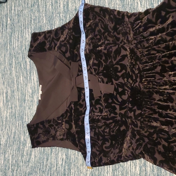 Modcloth Velvet Pattern Dress - Picture 5 of 7